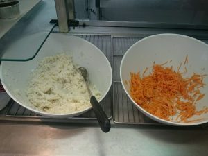 2016.06.20 Entrées navets râpés, carottes râpées 1